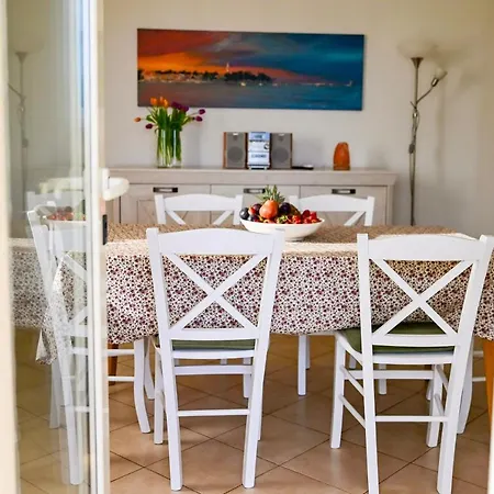 Laetitia * Kaštelir