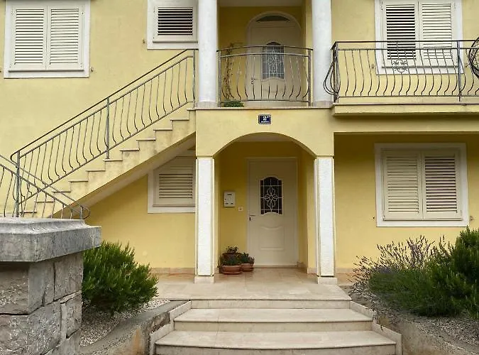 Apartment Laetitia Kaštelir